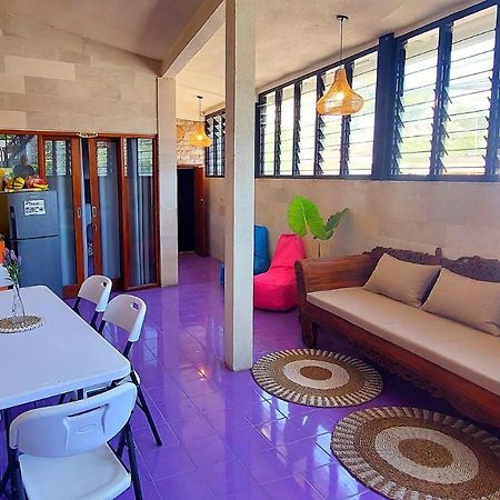Hustay Guest House - Canggu Exteriör bild