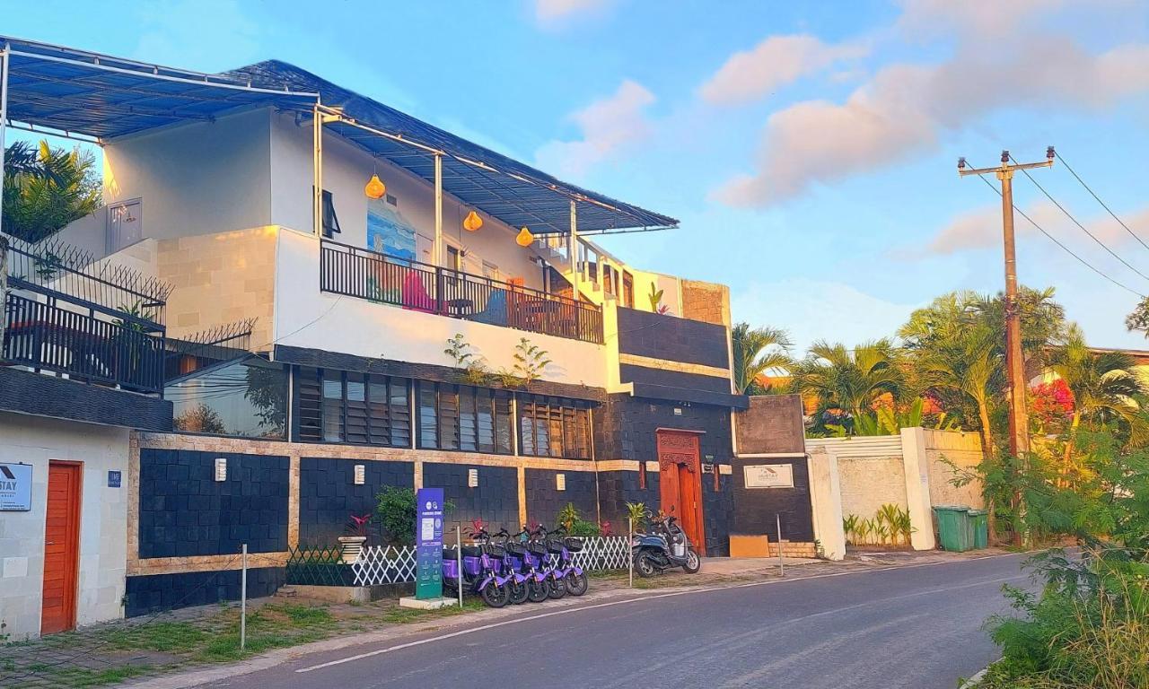 Hustay Guest House - Canggu Exteriör bild