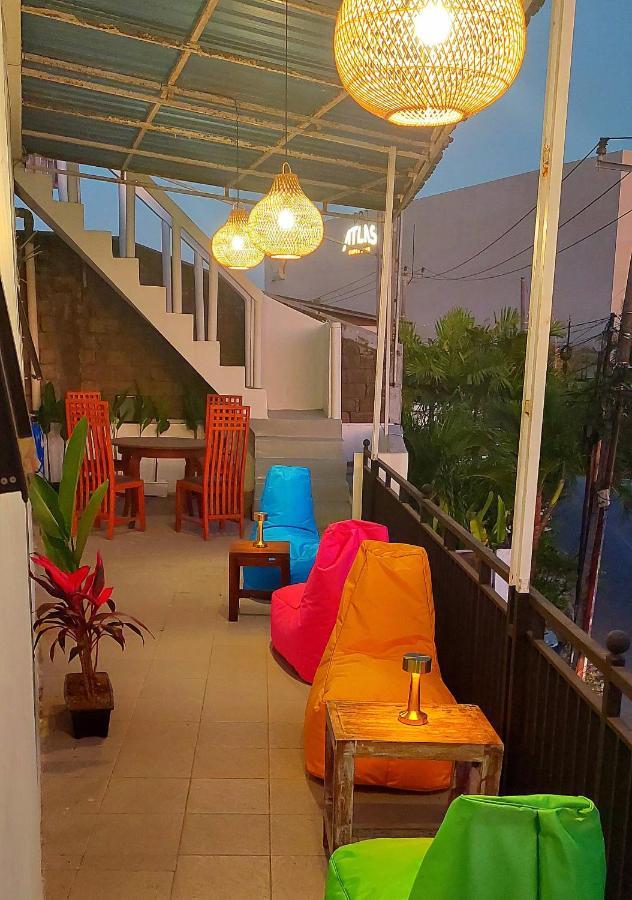 Hustay Guest House - Canggu Exteriör bild